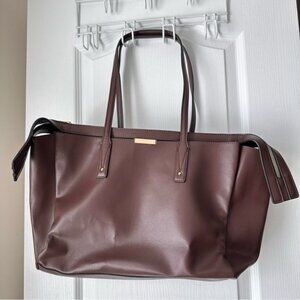 Call It Spring dark brown womens zippered purse with gold hardware